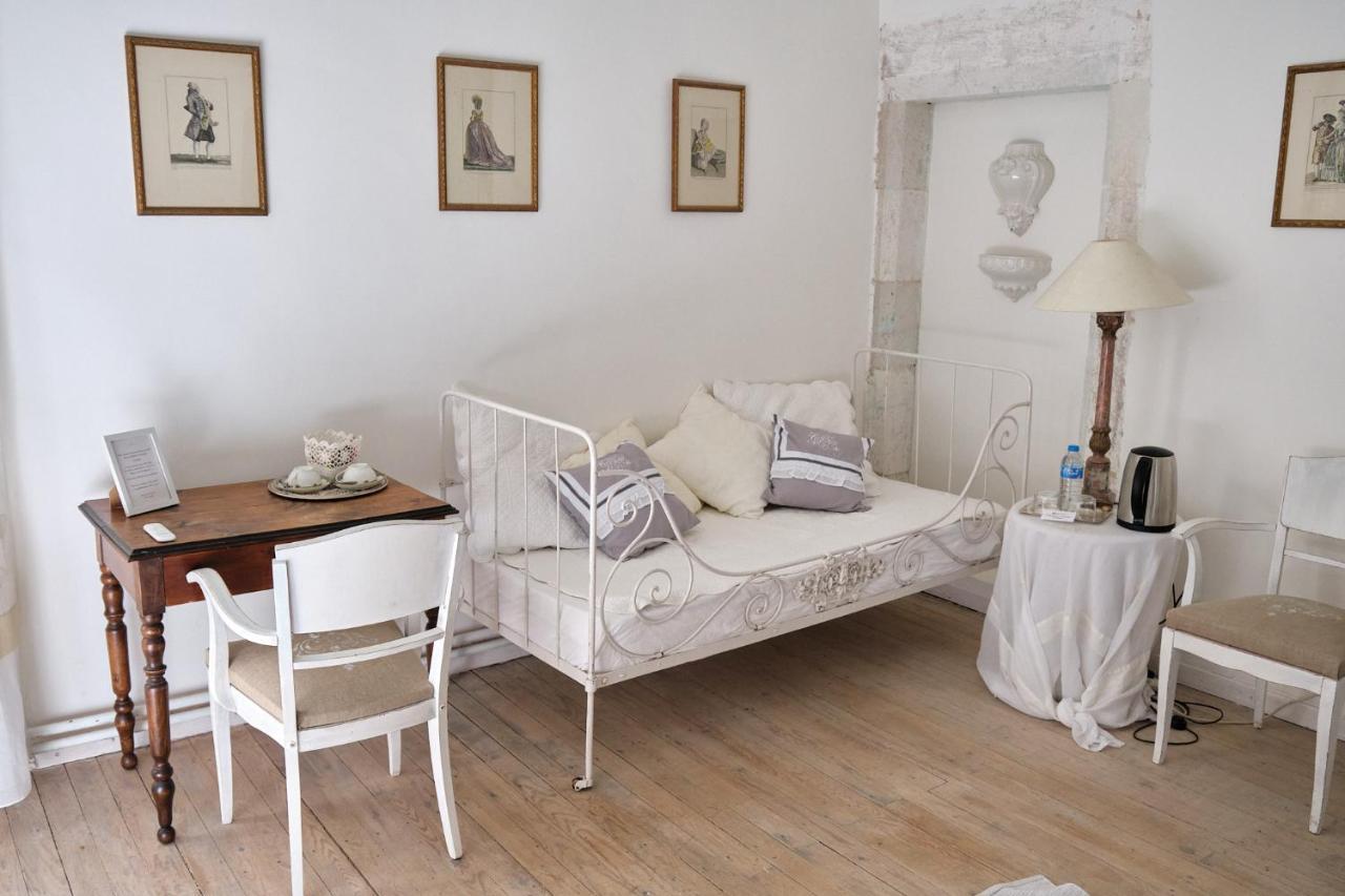 L'Ancien Couvent Cahuzac Bed & Breakfast ภายนอก รูปภาพ
