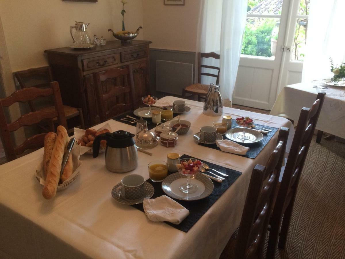 L'Ancien Couvent Cahuzac Bed & Breakfast ภายนอก รูปภาพ